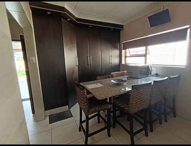 3 BEDROOM HOUSE FOR SALE IN SOUTH CREST